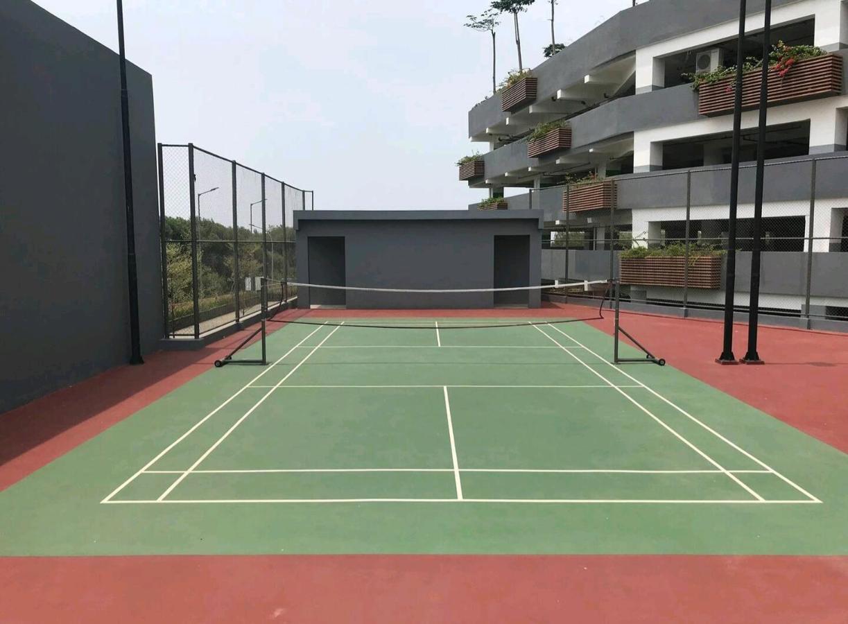 Studio Sea View Apartment At Gold Coast Pik By Mysweethome Jakarta Eksteriør billede