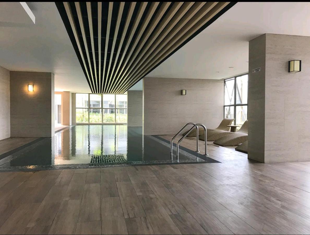 Studio Sea View Apartment At Gold Coast Pik By Mysweethome Jakarta Eksteriør billede