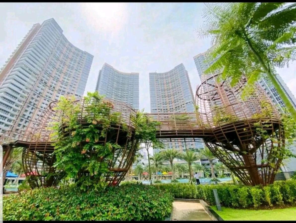 Studio Sea View Apartment At Gold Coast Pik By Mysweethome Jakarta Eksteriør billede