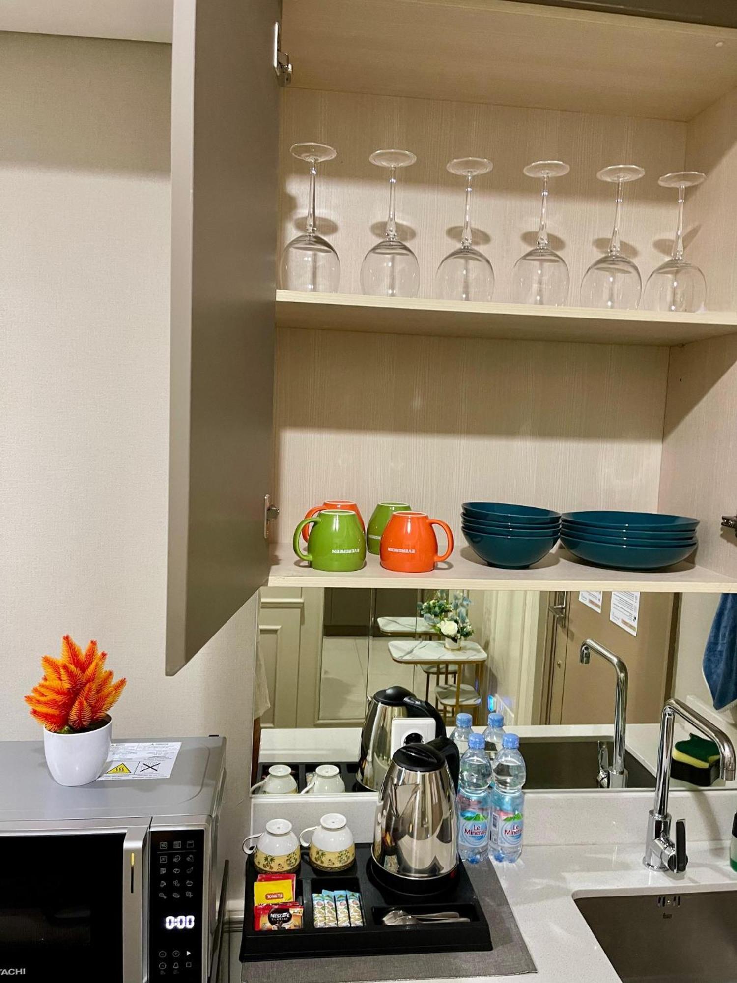 Studio Sea View Apartment At Gold Coast Pik By Mysweethome Jakarta Eksteriør billede