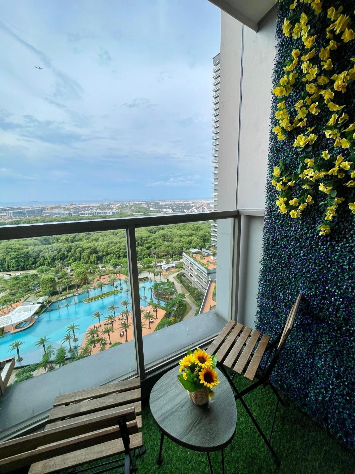 Studio Sea View Apartment At Gold Coast Pik By Mysweethome Jakarta Eksteriør billede