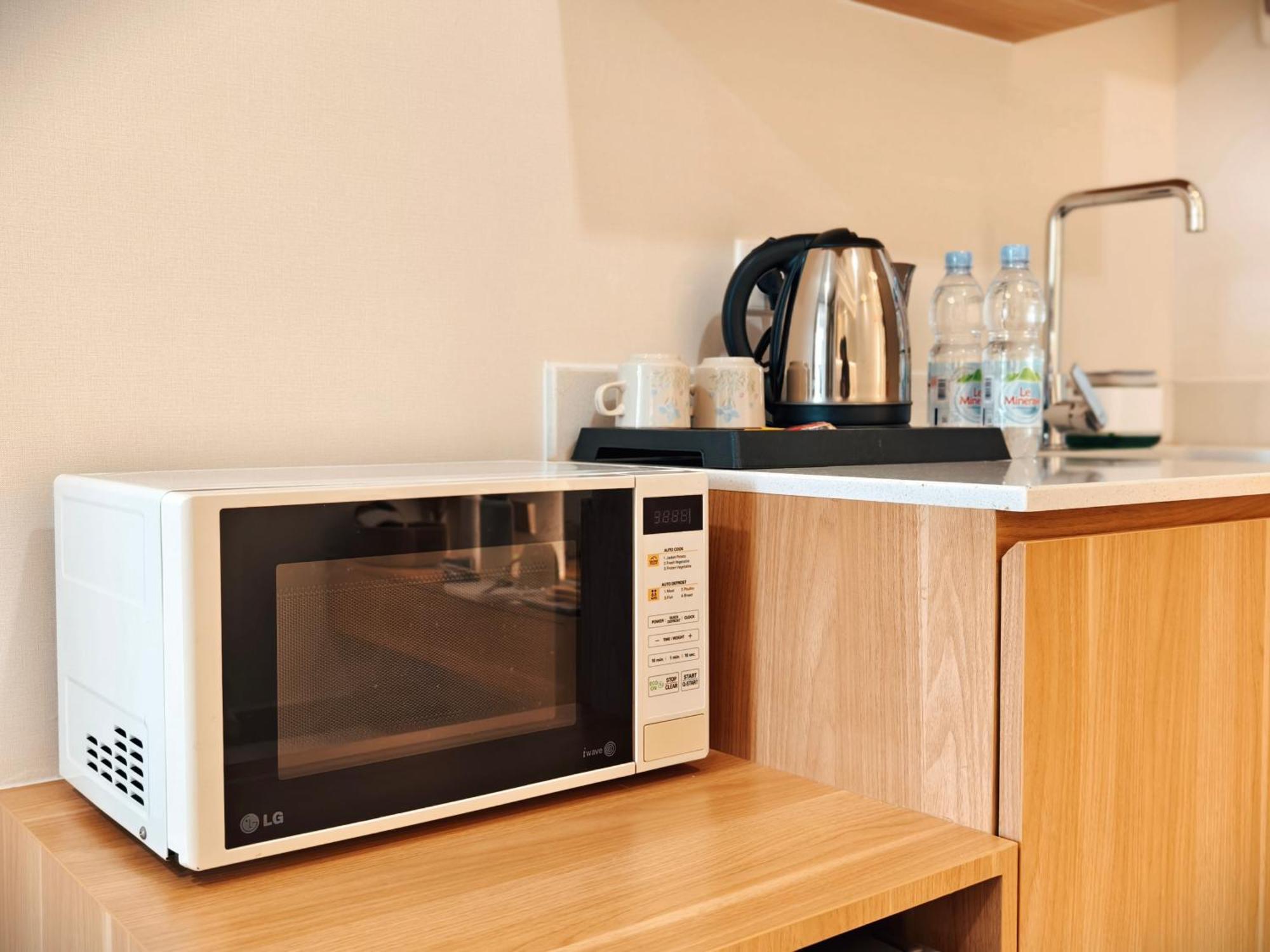 Studio Sea View Apartment At Gold Coast Pik By Mysweethome Jakarta Eksteriør billede