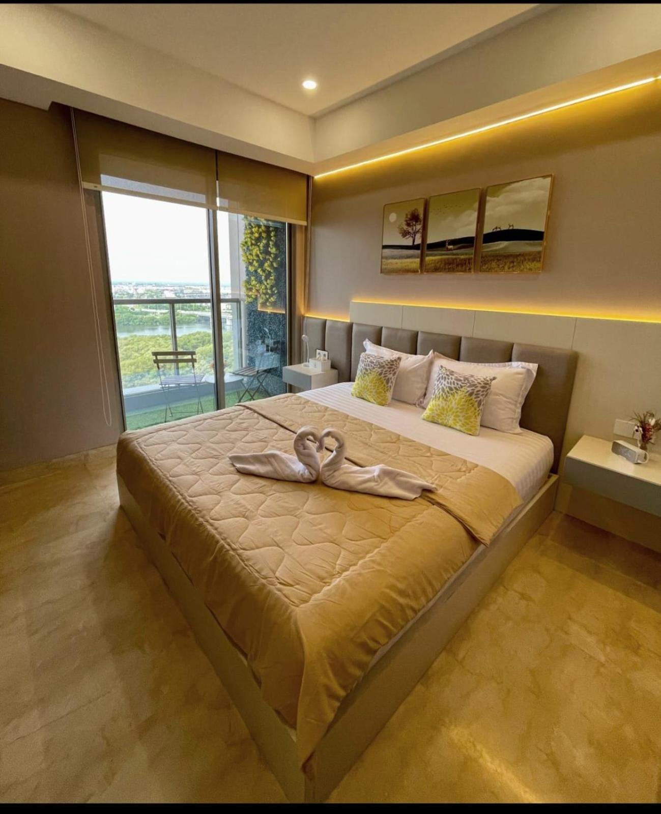 Studio Sea View Apartment At Gold Coast Pik By Mysweethome Jakarta Eksteriør billede
